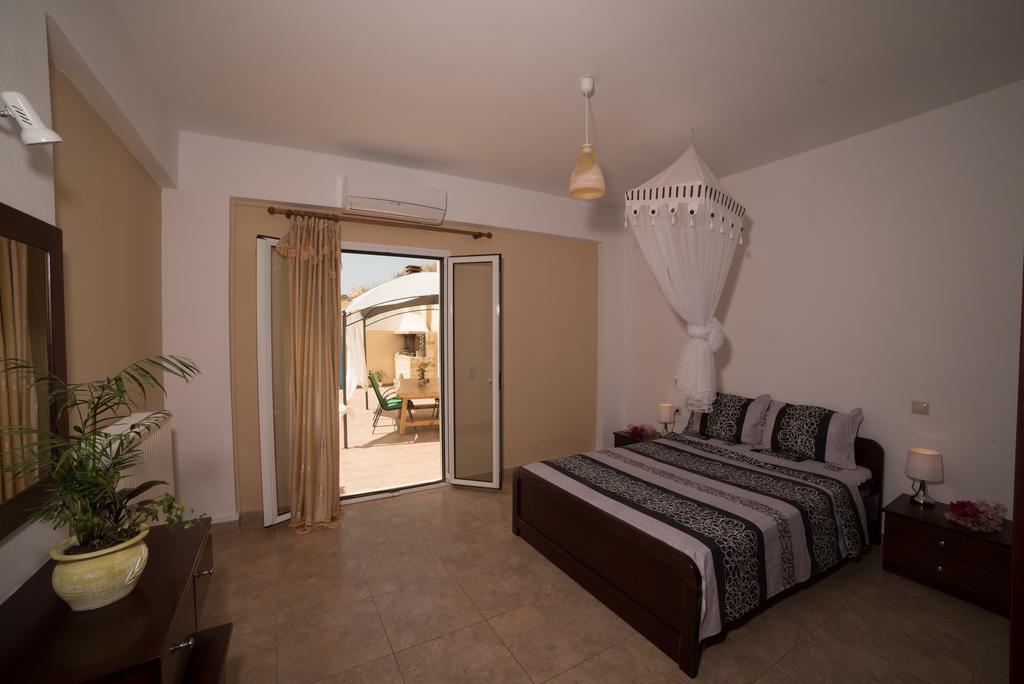 Bodikos Villas & Apartments Pitsidia Exterior foto